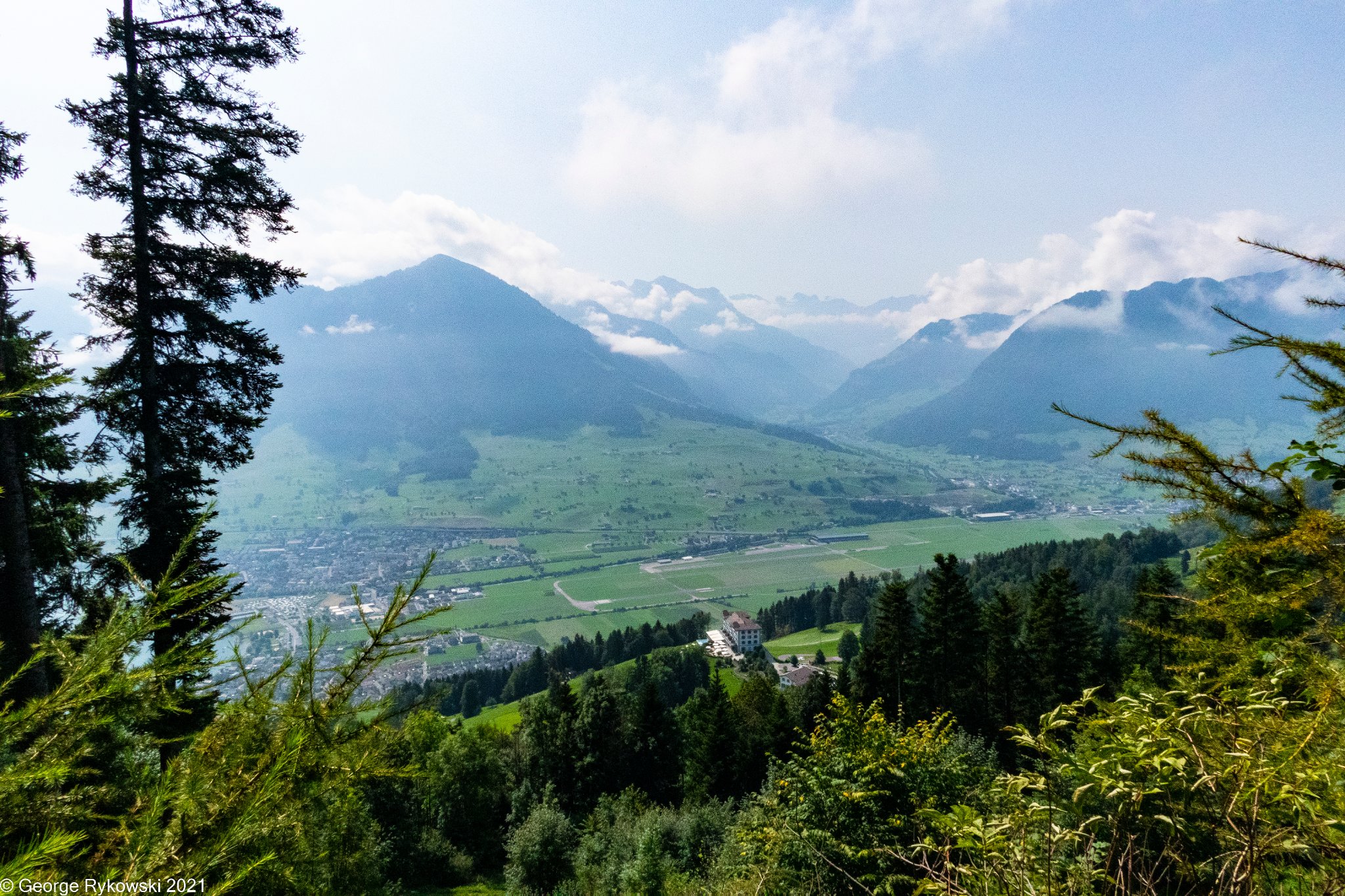 SwissVacation2021-2037.jpg